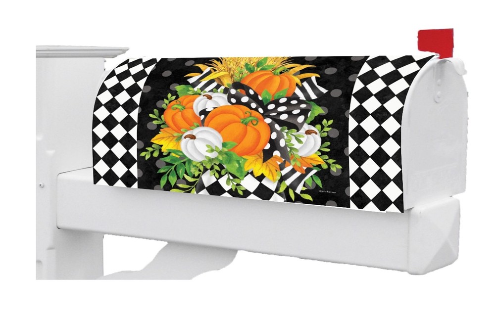Black and White Planter Mailbox Cover