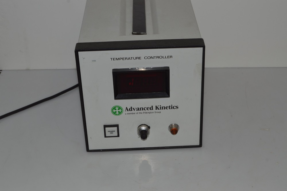 ADVANCED KINETICS TEMPERATURE CONTROLLER  (GTN61)