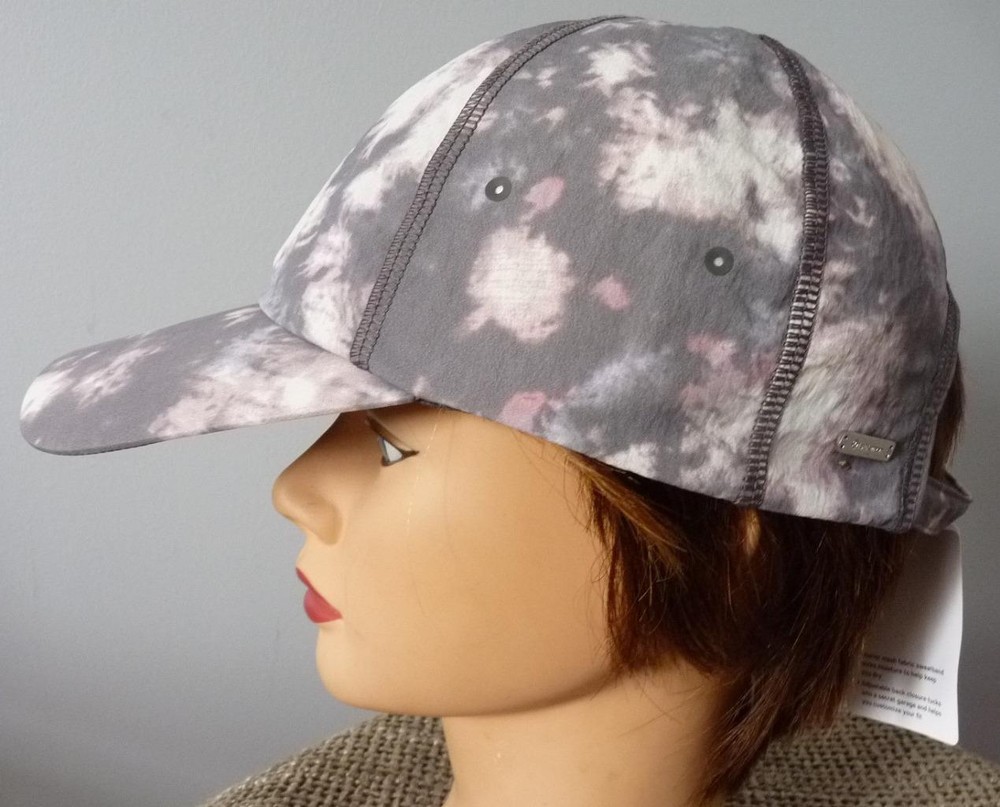 LULULEMON BALLER HAT SOFT NWT!
