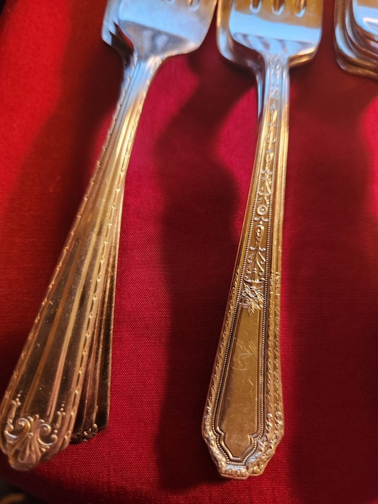 30 Pc Wm Rogers Original Rogers Silverplate Flatware Lot