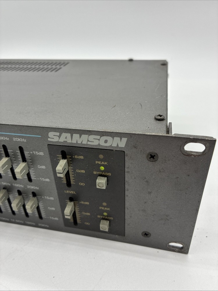 Samson E62 1/3 Octave Dual 31 Band Graphic Equalizer