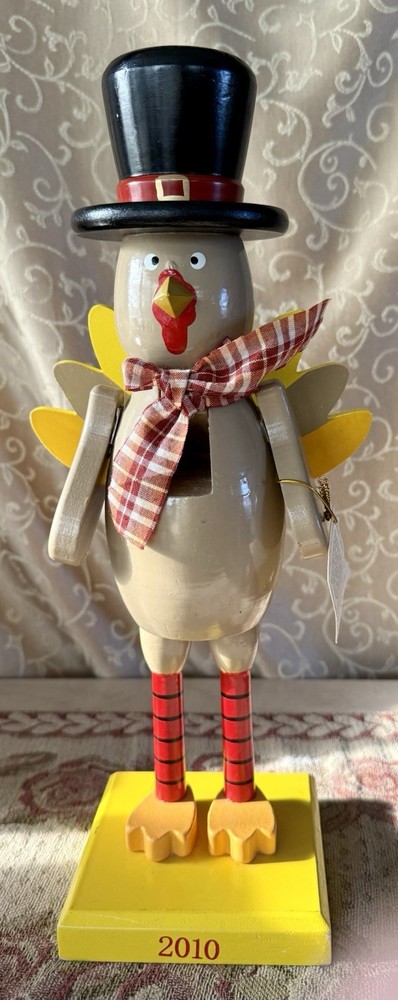 Target Limited Edition Turkey Nutcracker 2010 14” Tall Fall Thanksgiving
