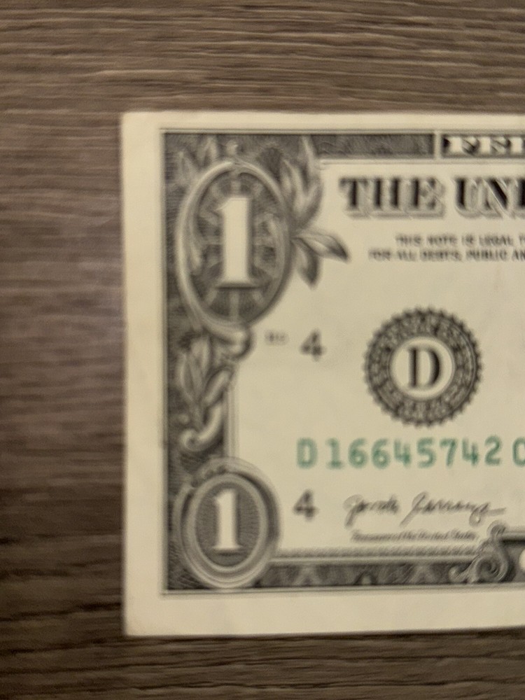 Off Center Misaligned Cut Error 2017A $1 Dollar Bill