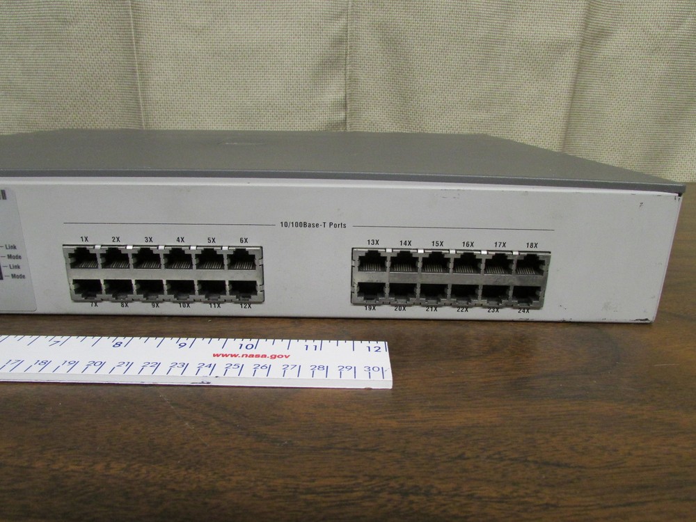 HP Procurve Switch 2424M J4093A Powers Up Passes Self-Test 2 Gigabit Modules