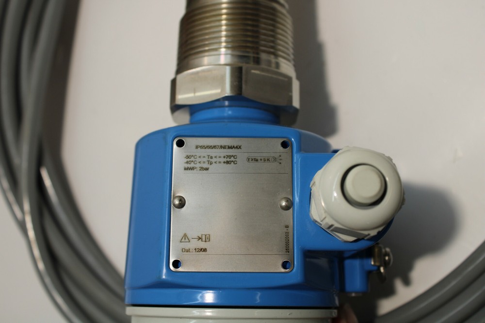 Endress+Hauser FTM52-AGG2C4A32AA Level Limit Switch without fork NEW