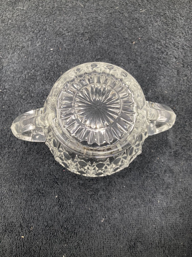 Windsor Clear by JEANNETTE open sugar