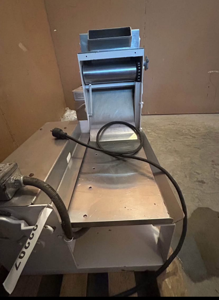 ACME Double Pass Dough Roller