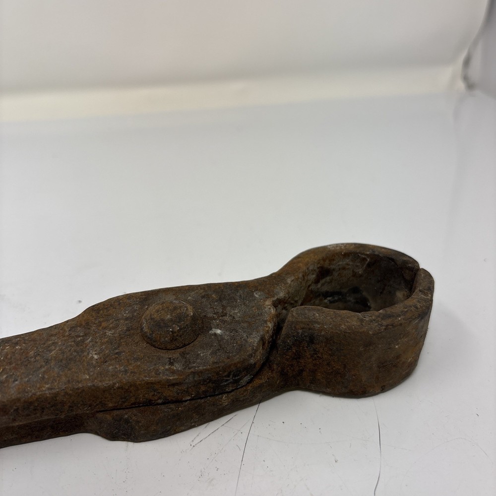 2 Blacksmith-Made Tools - Tongs & Ladle