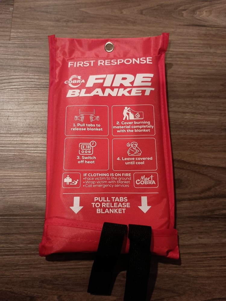 Emergency Fire Blanket - Mart Cobra