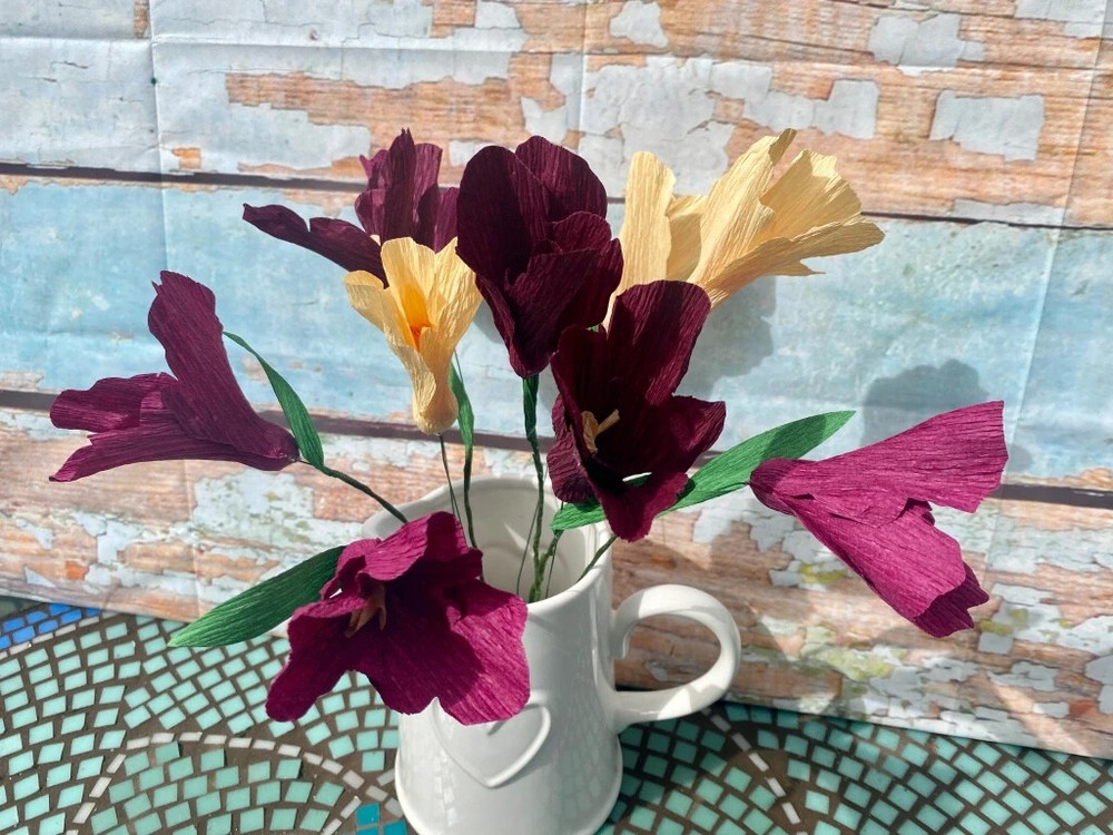 Sizzix Thinlits Fringed Tulip Floral Cutting Dies Spring Easter 664922 NEW