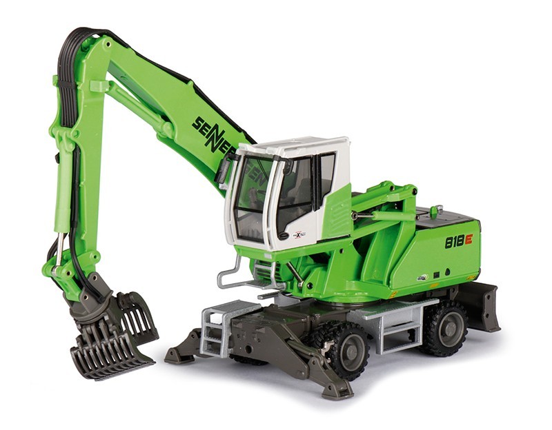 Sennebogan 818E  Excavator