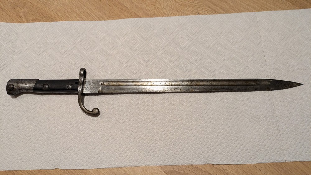 Bayonet 48 cm blade.