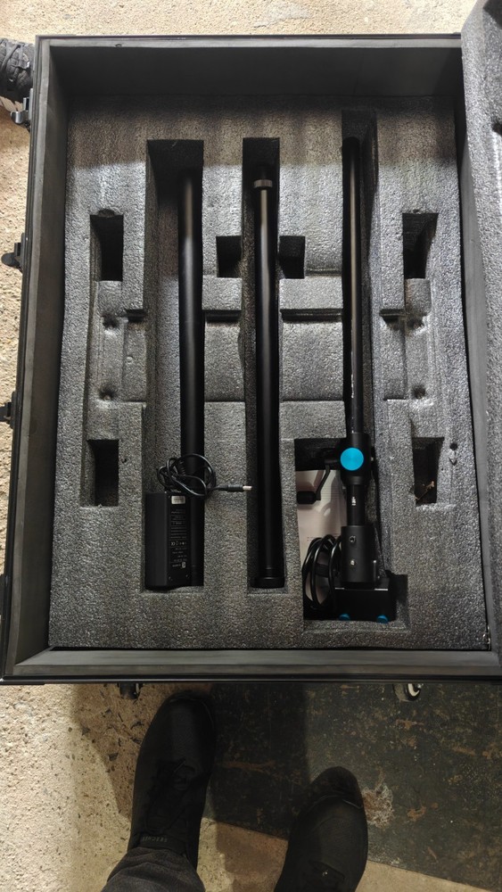 MagiCue Stage Master Presidential Prompter Package