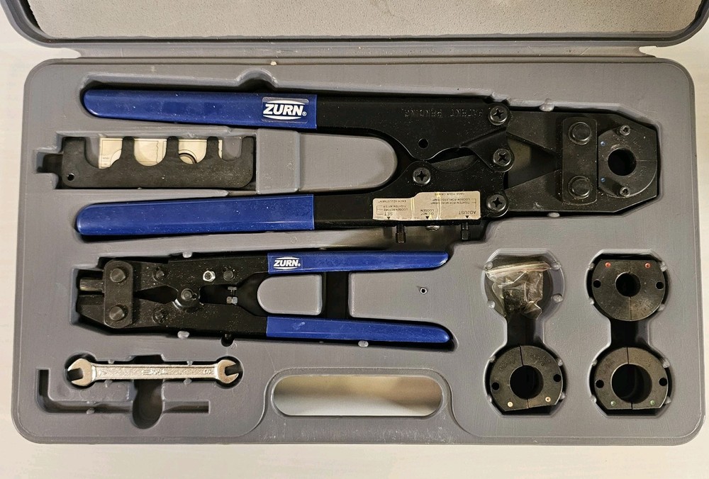 ZURN Multi-Head PEX Crimp Tool Kit with Carrying Case