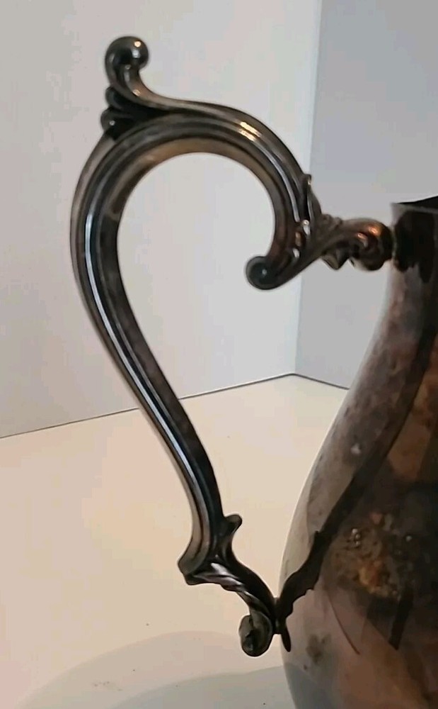 William Rogers Vintage Silver Plate Water Pitcher