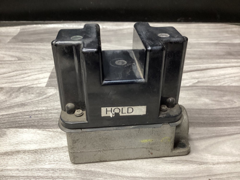 PINNACLE SYSTEMS INC UL-101-2P-DC SOCKET RELAY #115E59PR6