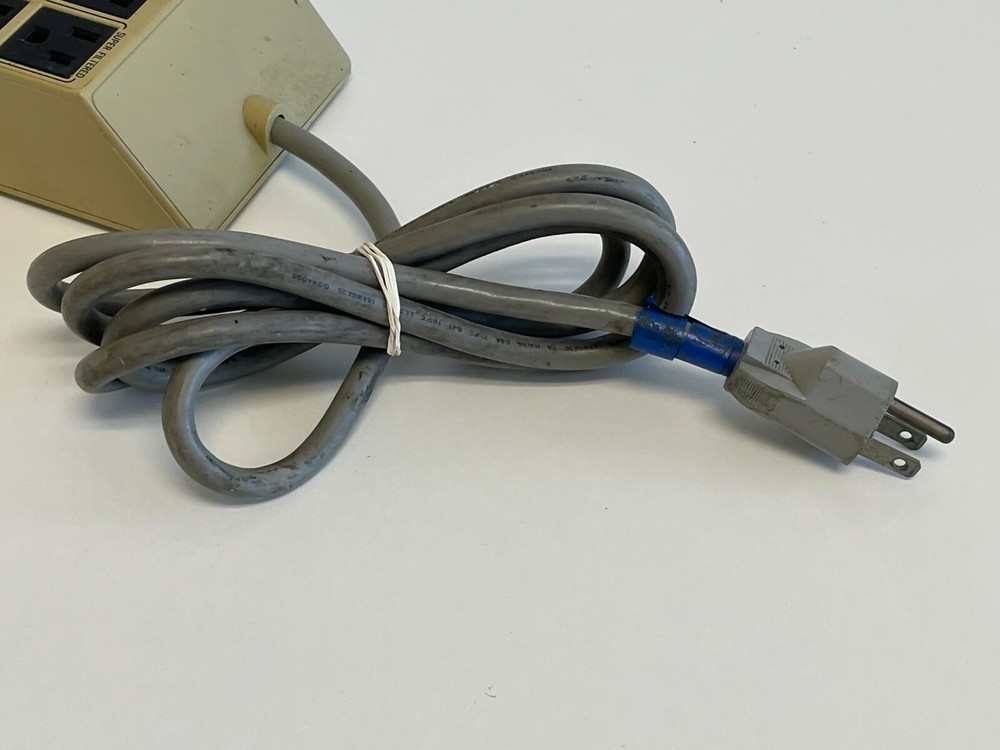 PP7: DATASHIELD 100 6 OUTLET Power Unit