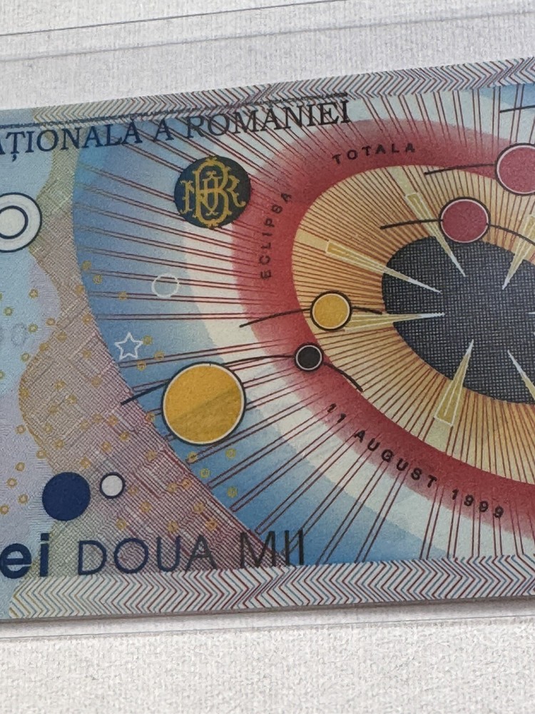 1999 Romania 2000 Lei Total Eclipse Polymer Banknote P# 111a