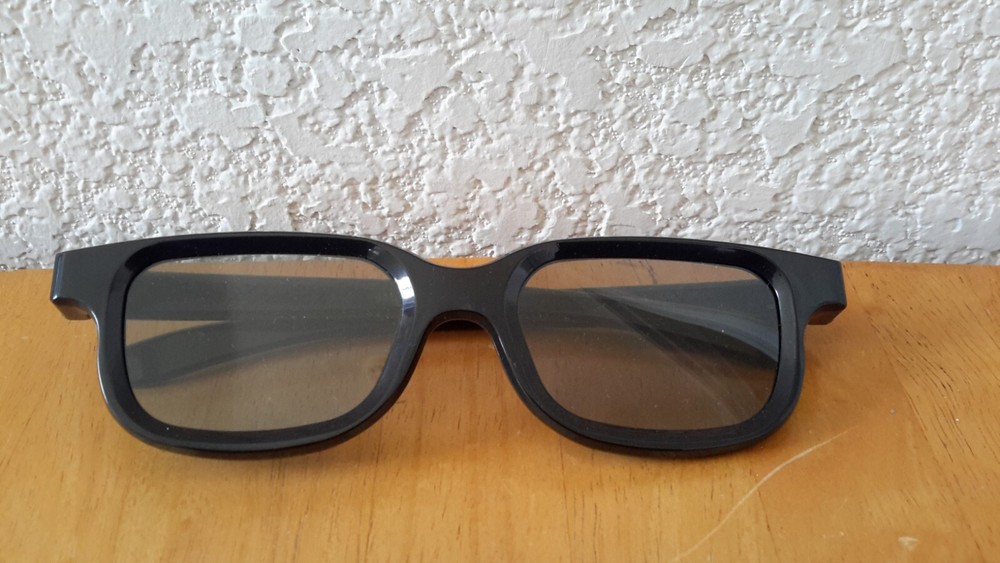 Real D 3D Glasses Pre-owned