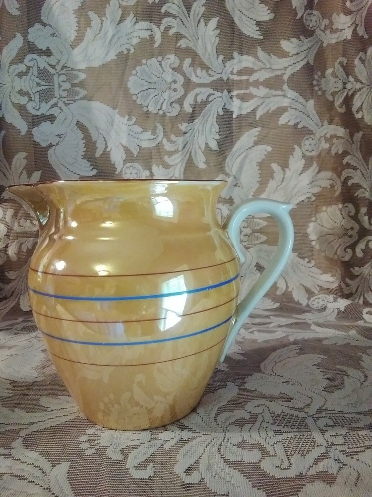 1920's Union K Lusterware 2L Pitcher