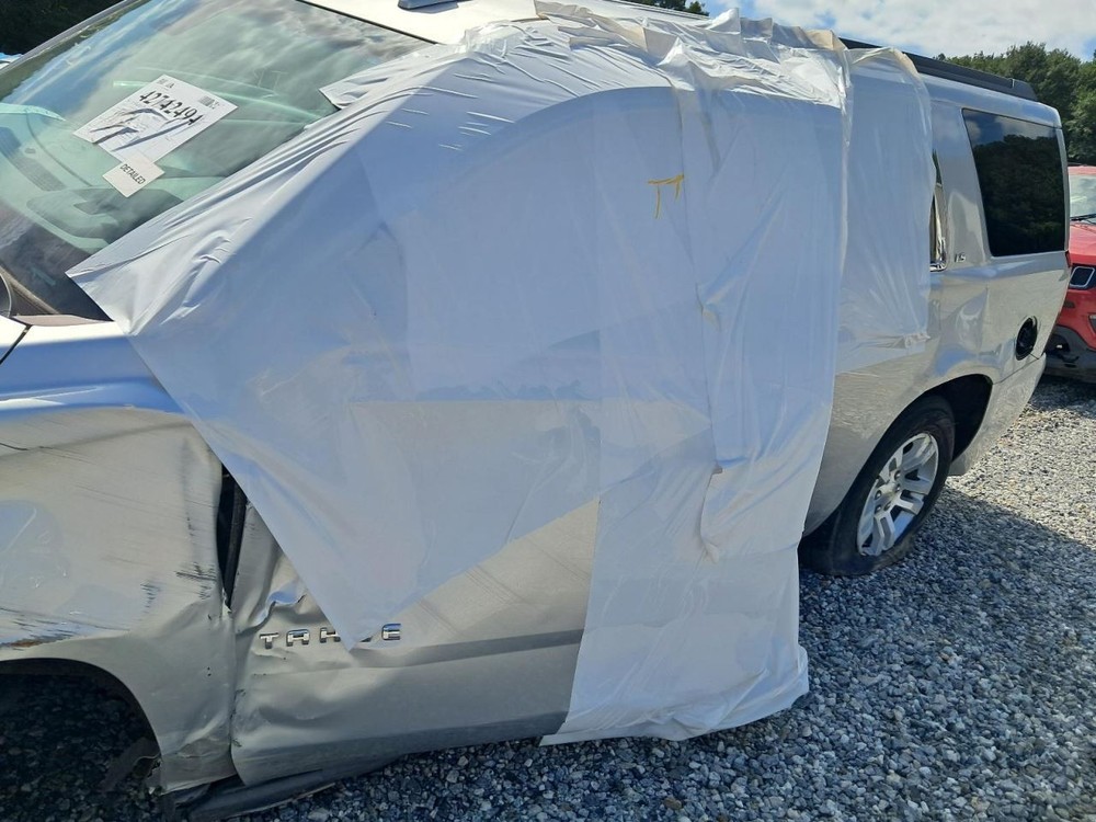 TAHOE 2015 Glove Box 4780045