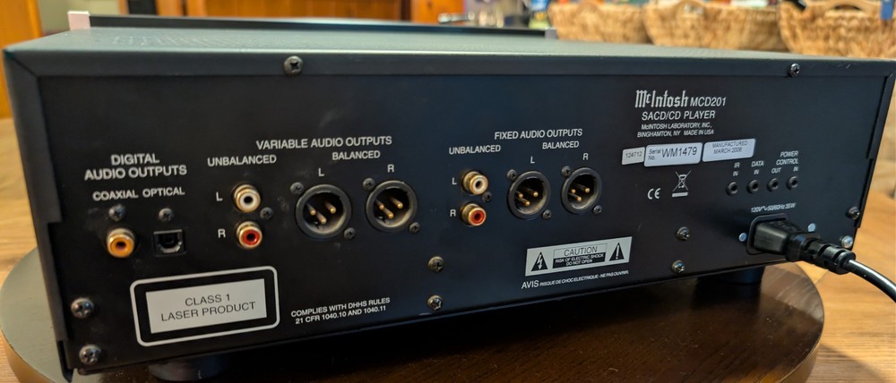 McIntosh MCD201 SACD Player EXCELLENT CONDITION