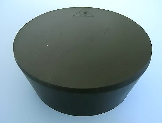 SIZE 15 BLACK RUBBER STOPPERS (COUNT 1)