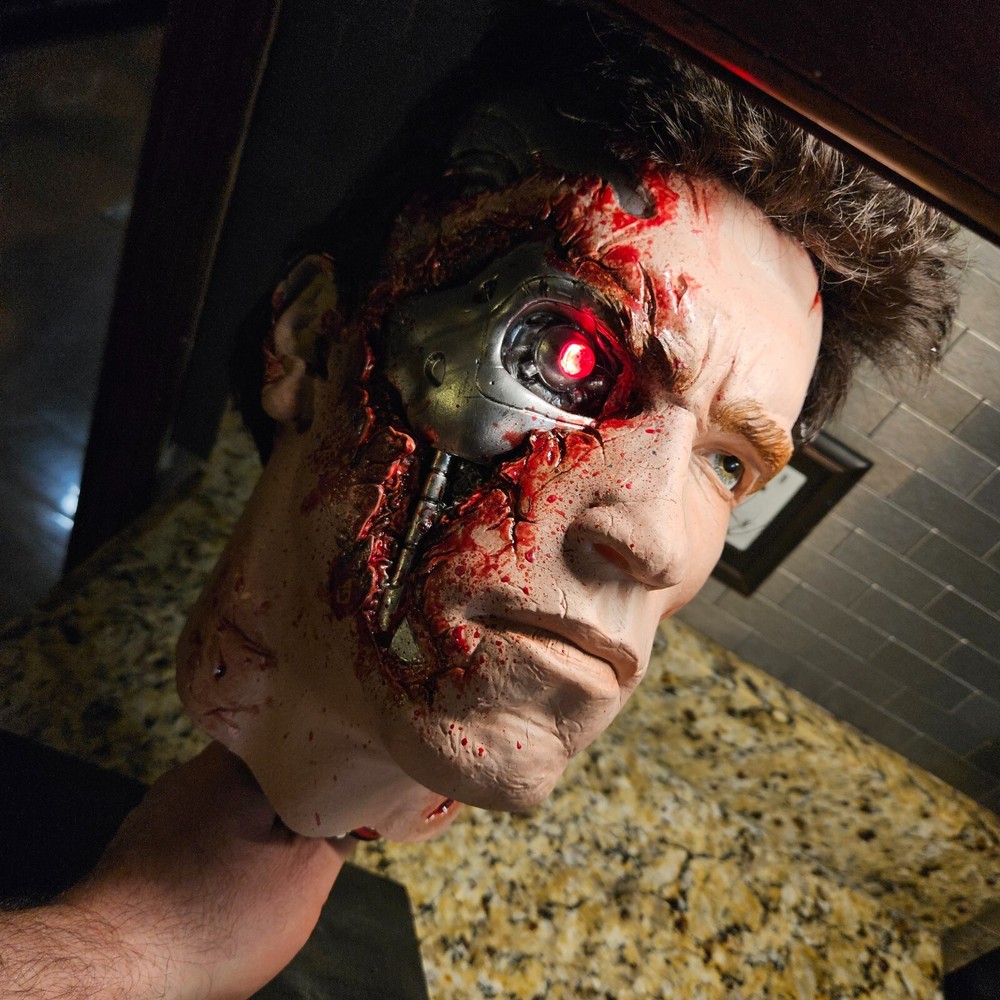 TERMINATOR ARNOLD SCHWARZENEGGER life size head bust horror
