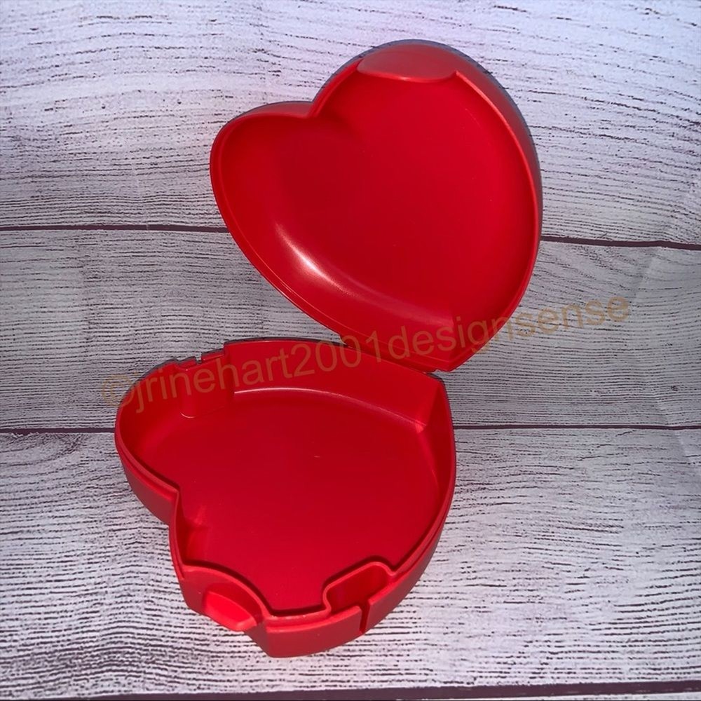 New Tupperware 5187 Red Heart Hinged Keeper