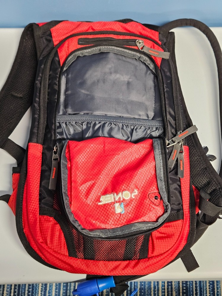 Reinos Hydration Pack Backpack Red - 3L Capacity - Preowned