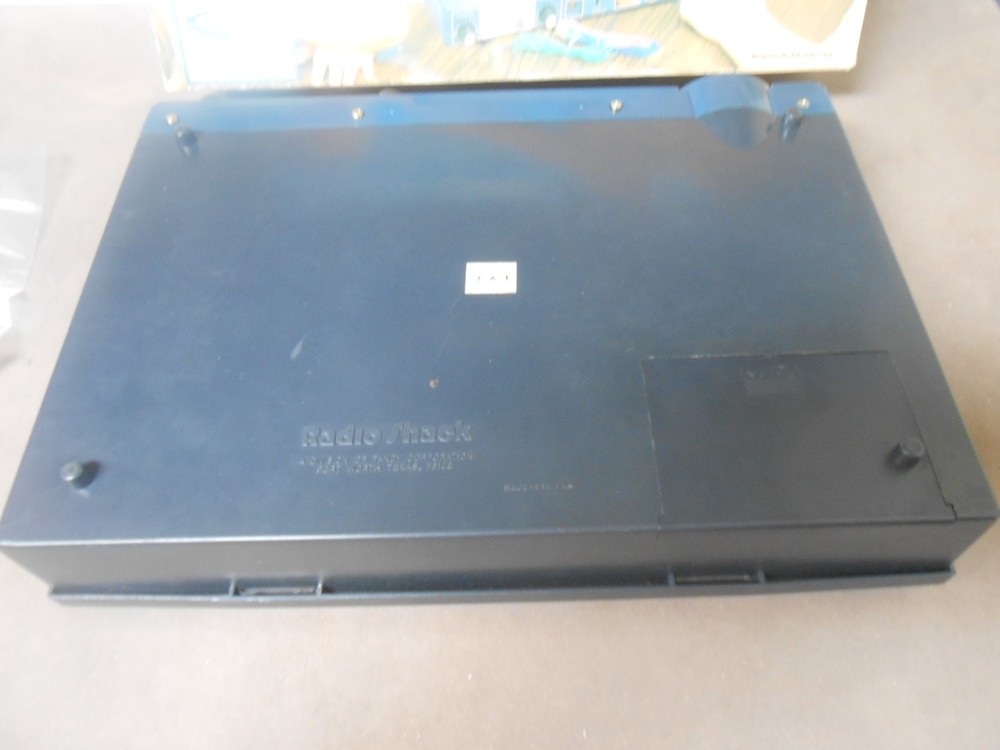 Vintage Science Fair 200 in One Electronic Project Lab - Untested please read