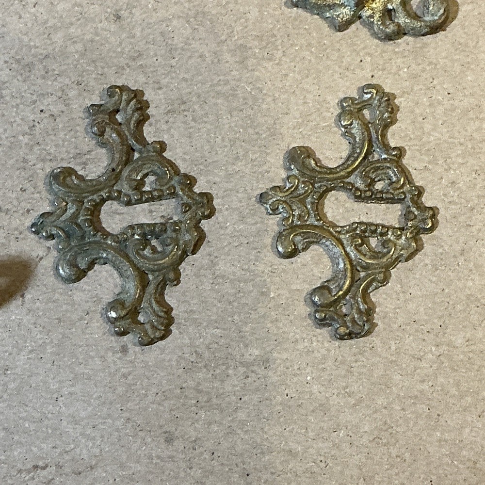 Set Of Misc. Cast Iron Victorian Drawer Pulls / Hardware As Is INV-AT22
