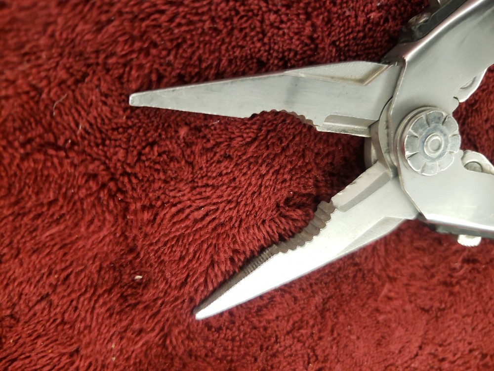 🔪🔪 Gerber Diesel Multi-Tool knife pliers s