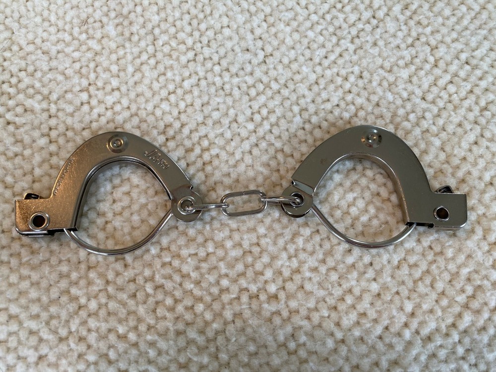 JA-RU Toy Handcuffs