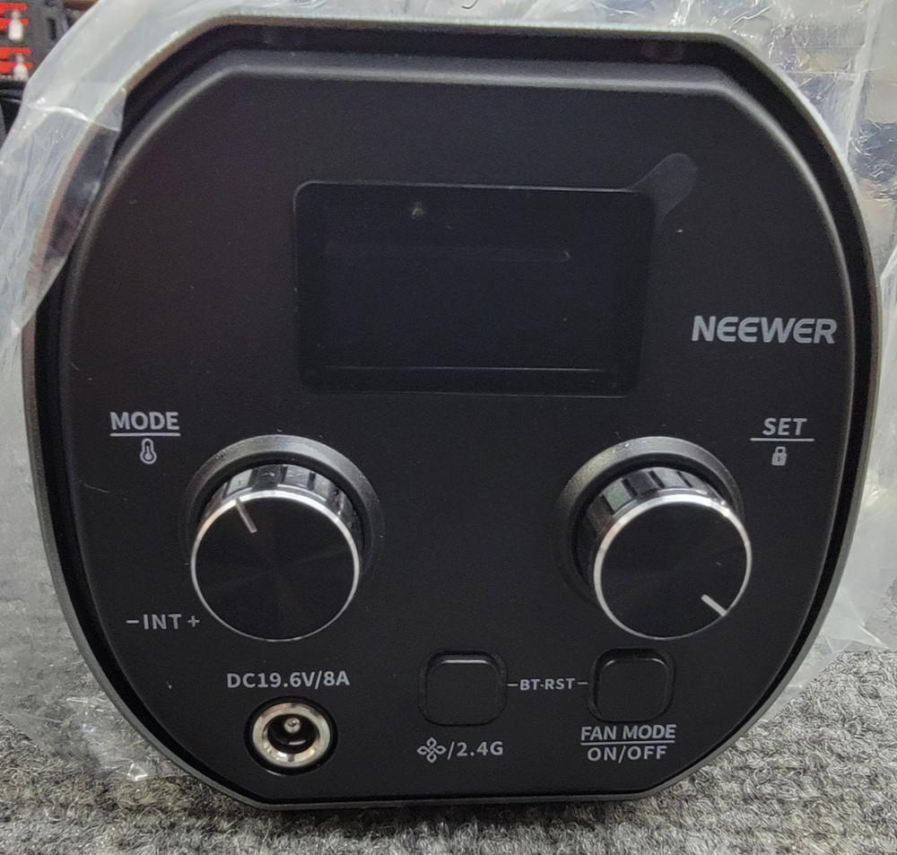 NEEWER MS150C RGB Video Light