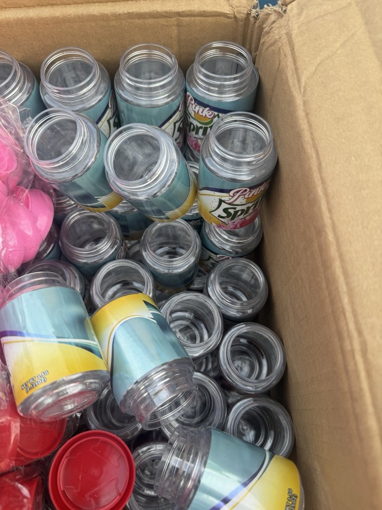 8 Pack Mylar Set w Display Box Assorted Designs Plastic Storage Containers+Lids