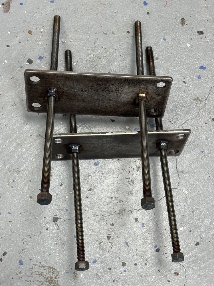 Case splitting tool Lycoming wide deck