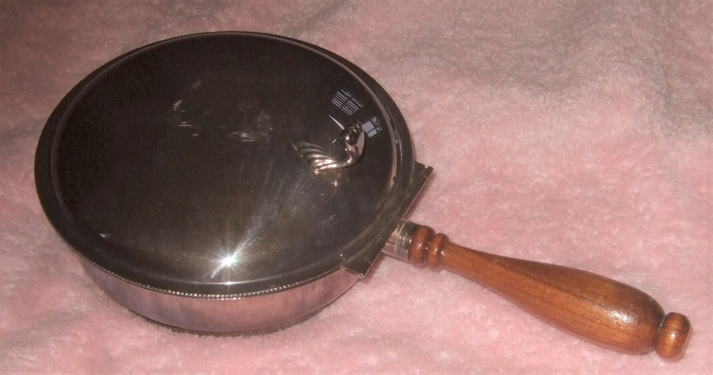 1950's Tableware Silverplate Crumb Holder With Handle