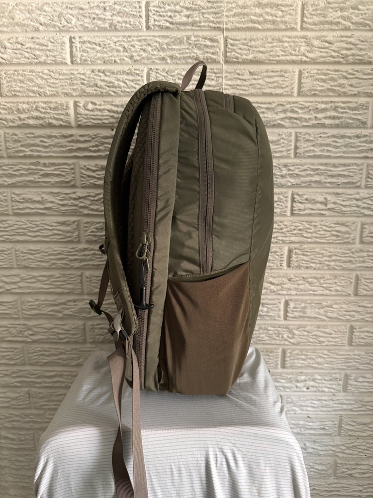 Eberlestock Fade Transport 18 Backpack - Olive - with Admin Pouch - Very Good