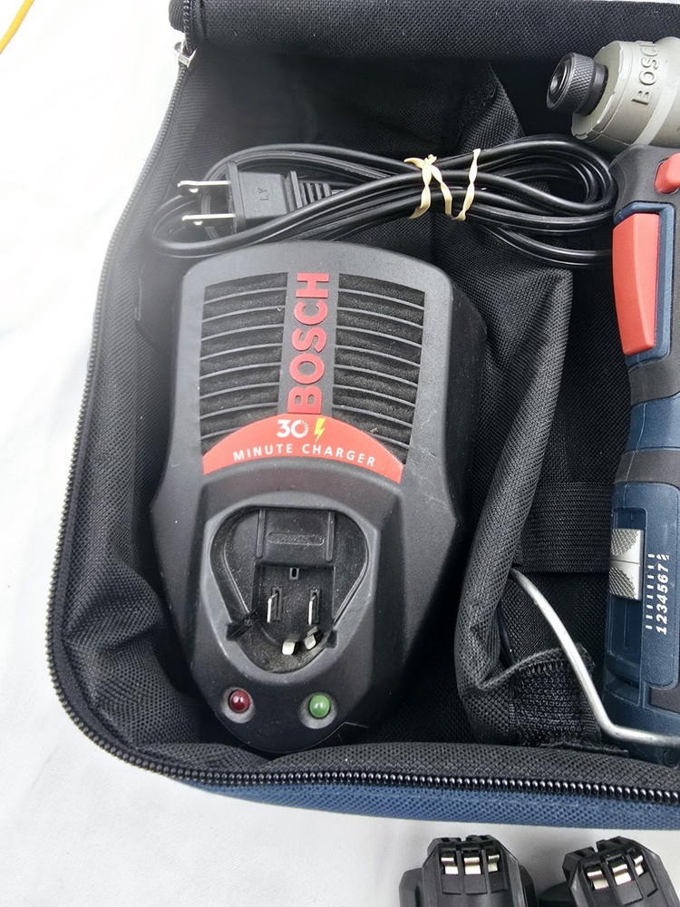 Bosch PS10 10.8V Adjustable Angle Drill Kit 2 Batteries, Charger, Case