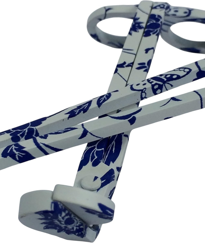 Wick Trimmer with Ornate Blue and White Nature Pattern by