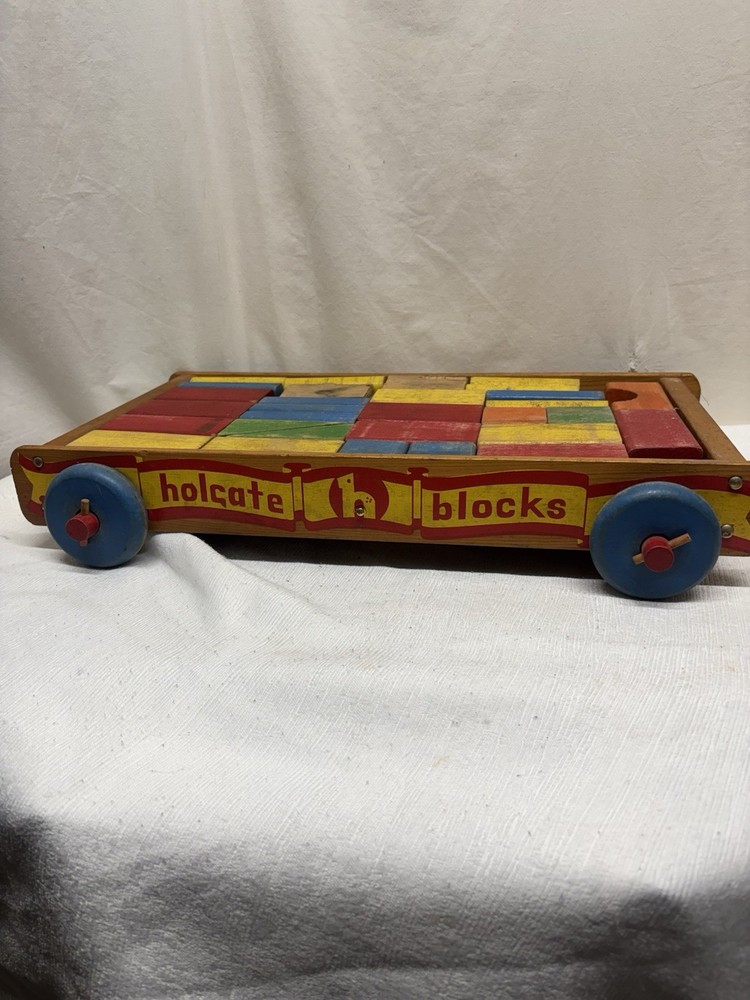 VINTAGE HOLGATE WOOD WAGON AND BLOCKS PULL TOY