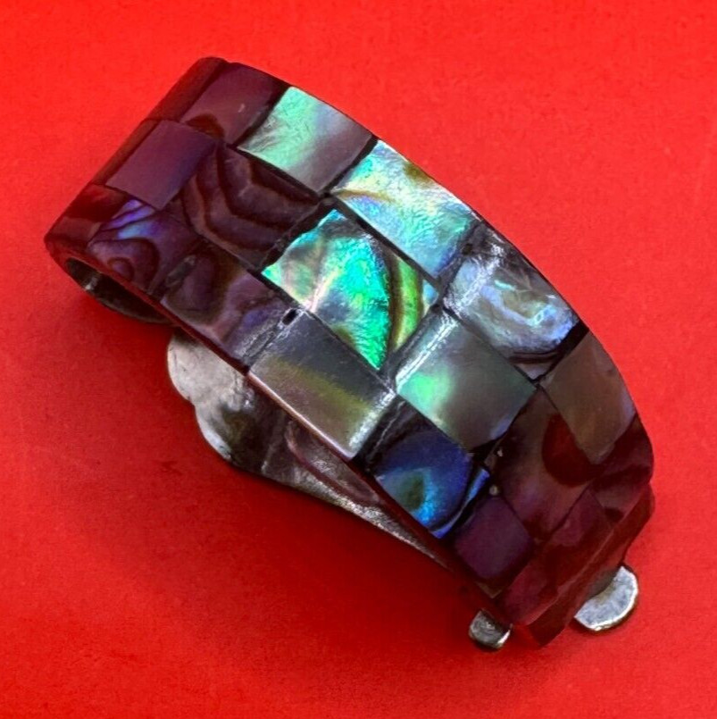 Vintage Shell Clip On Earrings