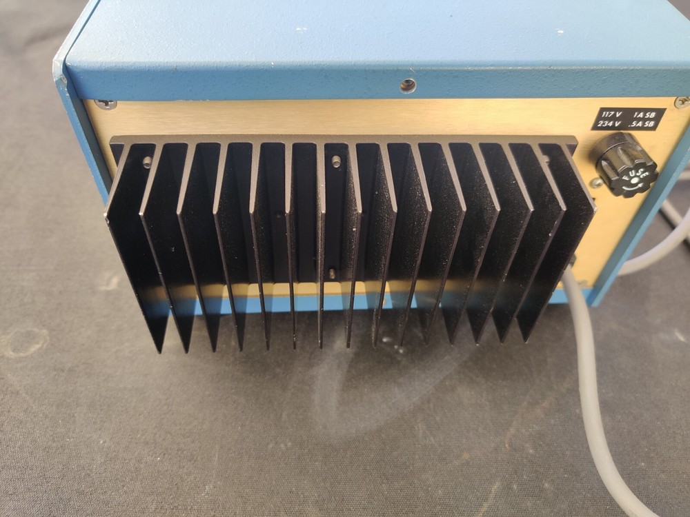 BERKELEY NUCLEONICS CORP BNC LIGHT PULSE GENERATOR Model 6010