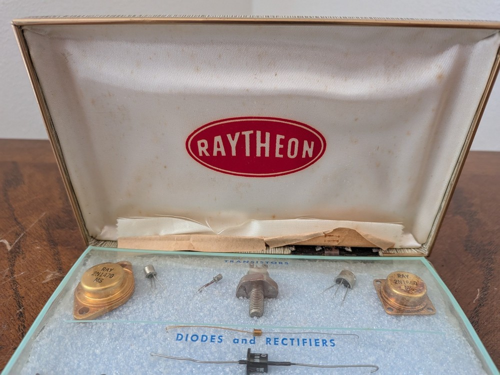 Raytheon Computer Salesman Display Box Transistor Diodes Rectifiers