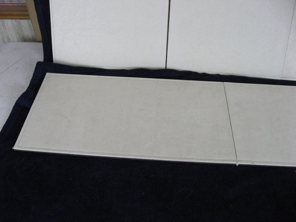 Broyhill Brasilia Round Dining Table Protector Pad