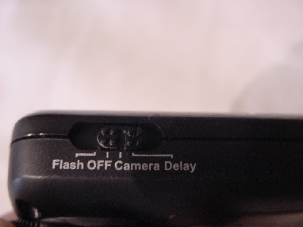 NEEWER 2.4GHz FLASH TRIGGER