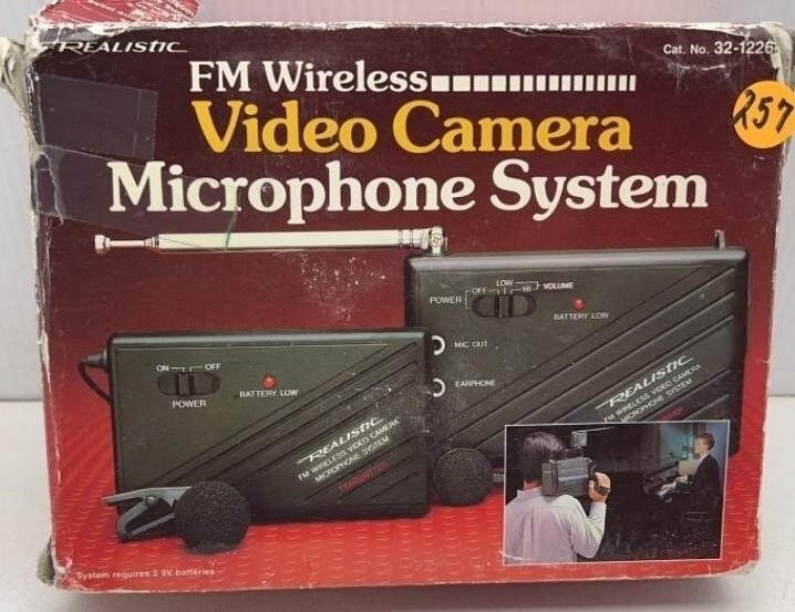 Realistic FM Wireless Video Camera Microphone System 32-1226 NOS Open Box