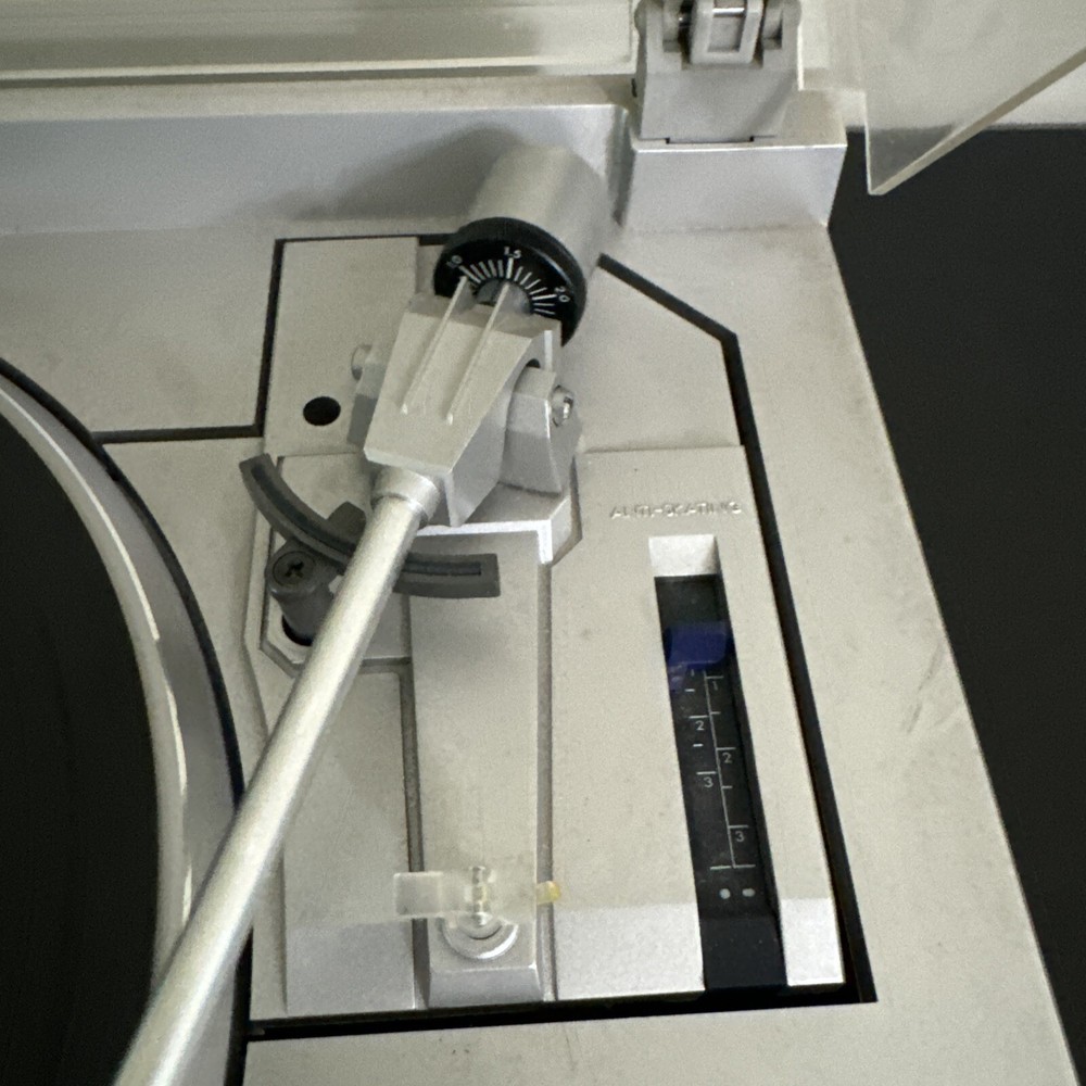 JVC QL-A200 Quartz Turntable