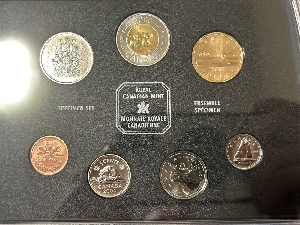 NobleSpirit ) 2000 Canada Specimen Set w/Box & Paper